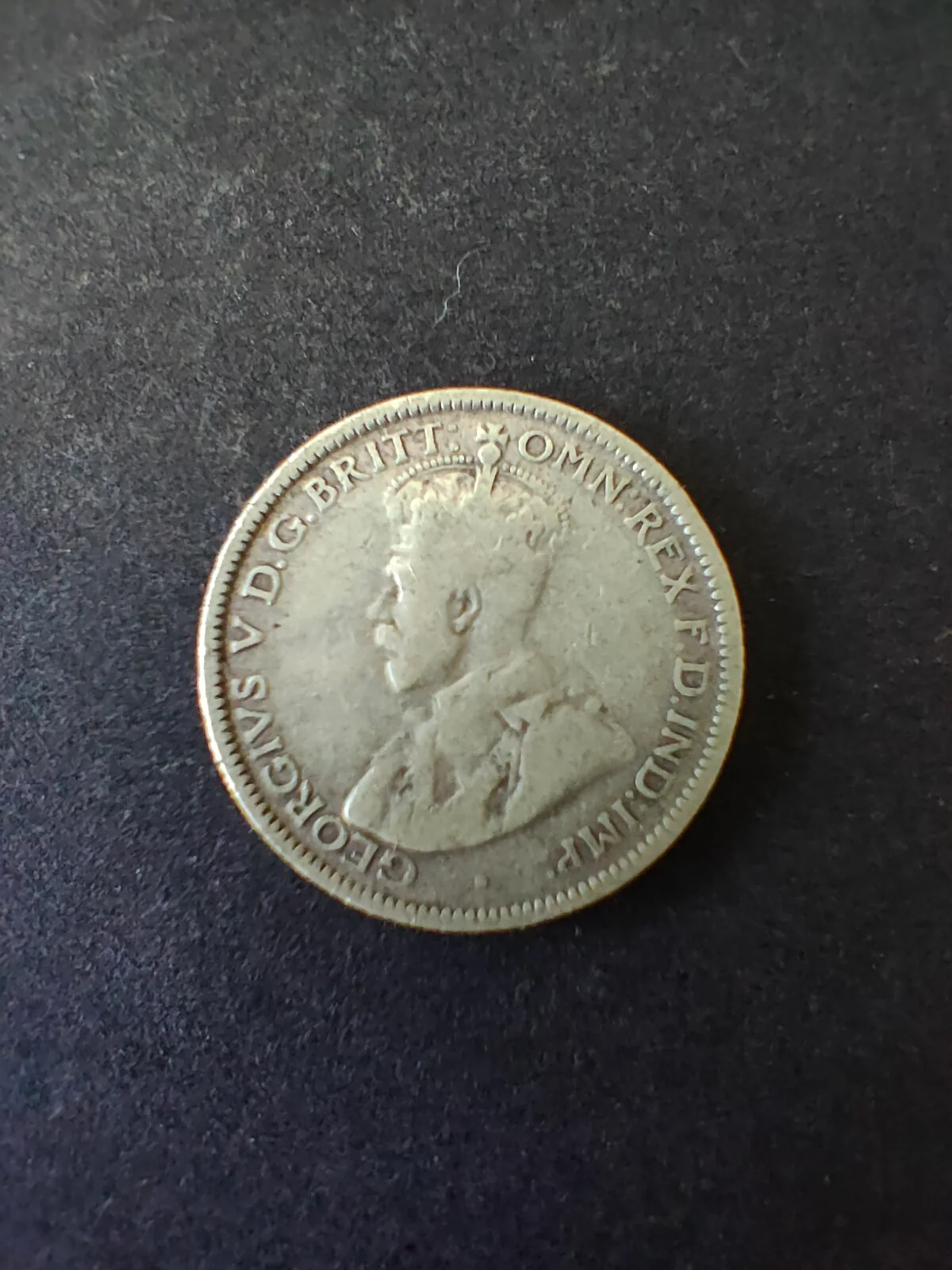 Australia 1927 6d Sixpence Silver Coin Fine Condition - Image 2