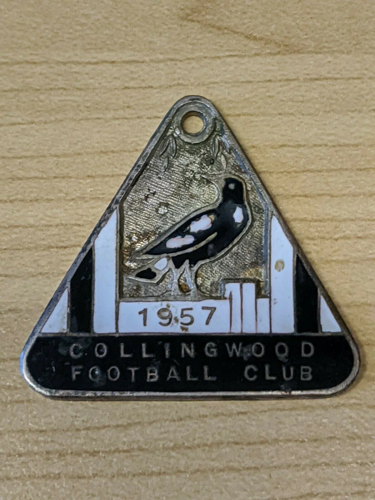 VFL 1955, 1957 and 1959 Collingwood Football Club Membership Badges all to same member number 707 - Image 4