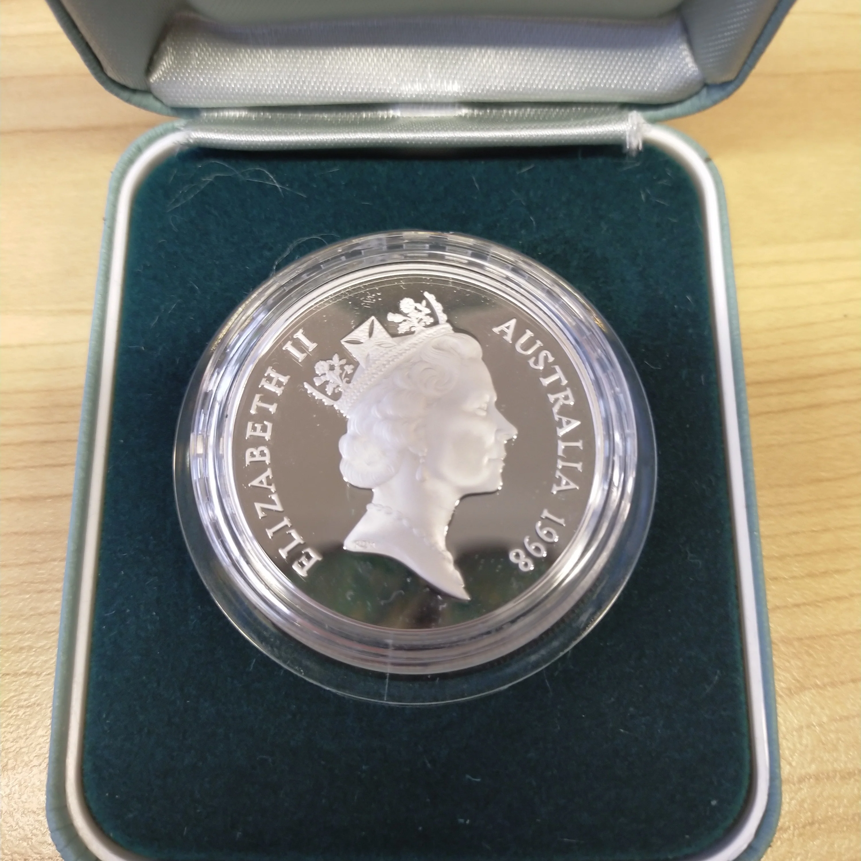Australia 1998 Royal Australian Mint Kangaroo $1 Silver Proof Coin - Image 4
