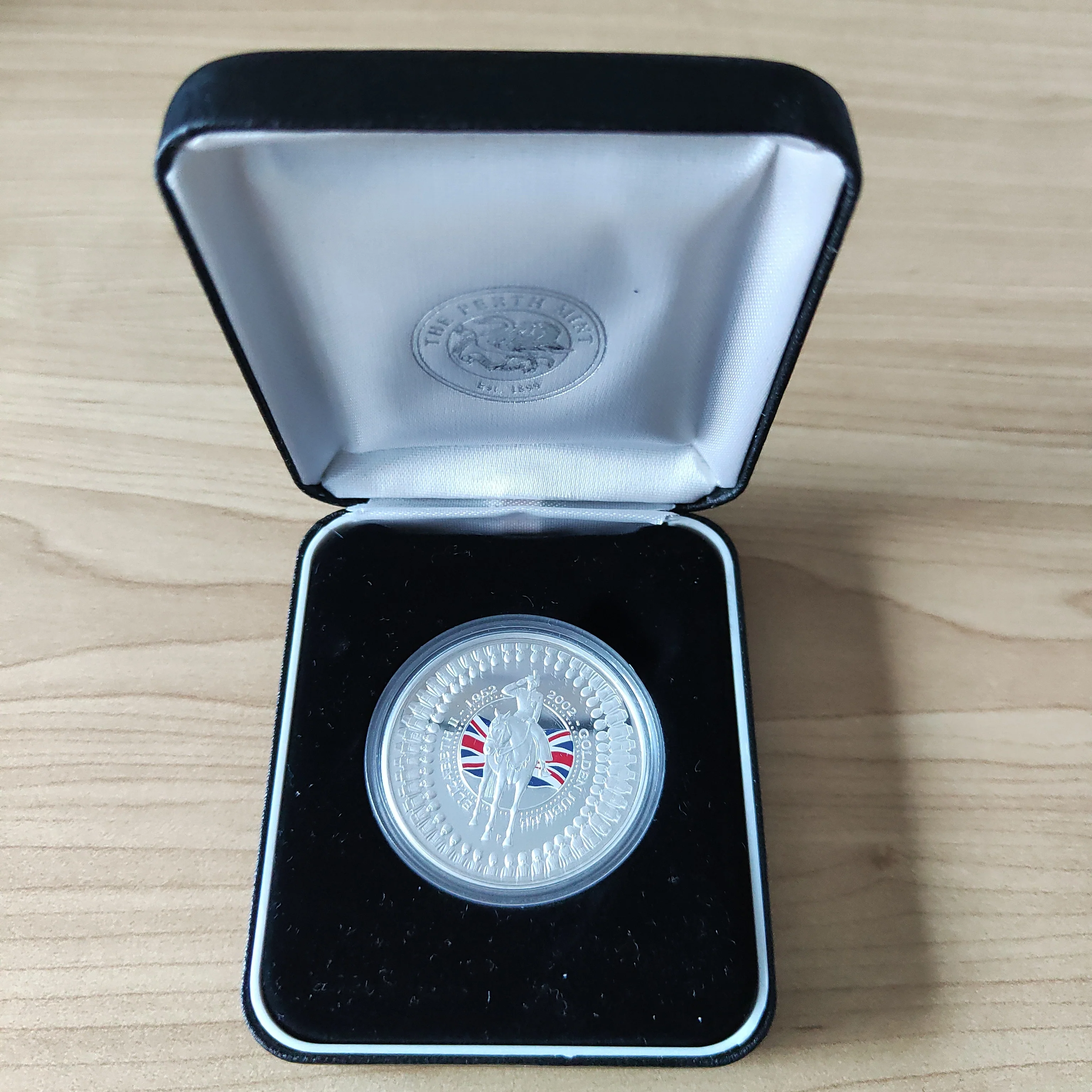 Australia 2002 Perth Mint $1 Golden Jubilee Anniversary of Assession Queen Elizabeth II 1oz 999 Silver Coin