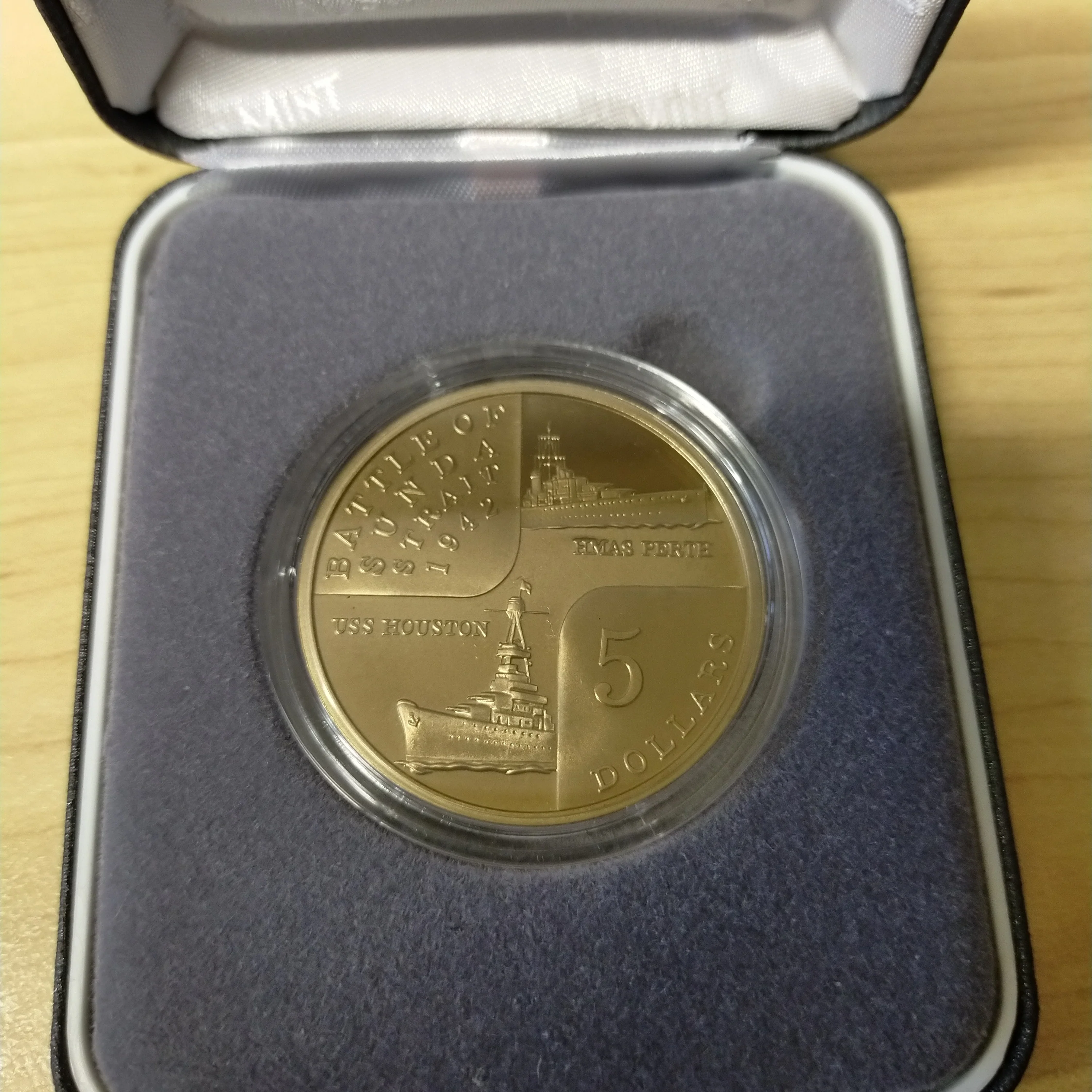 Australia 2002 Perth Mint Five dollar $5 Battle of Sunda Strait Bronze Proof Coin - Image 2