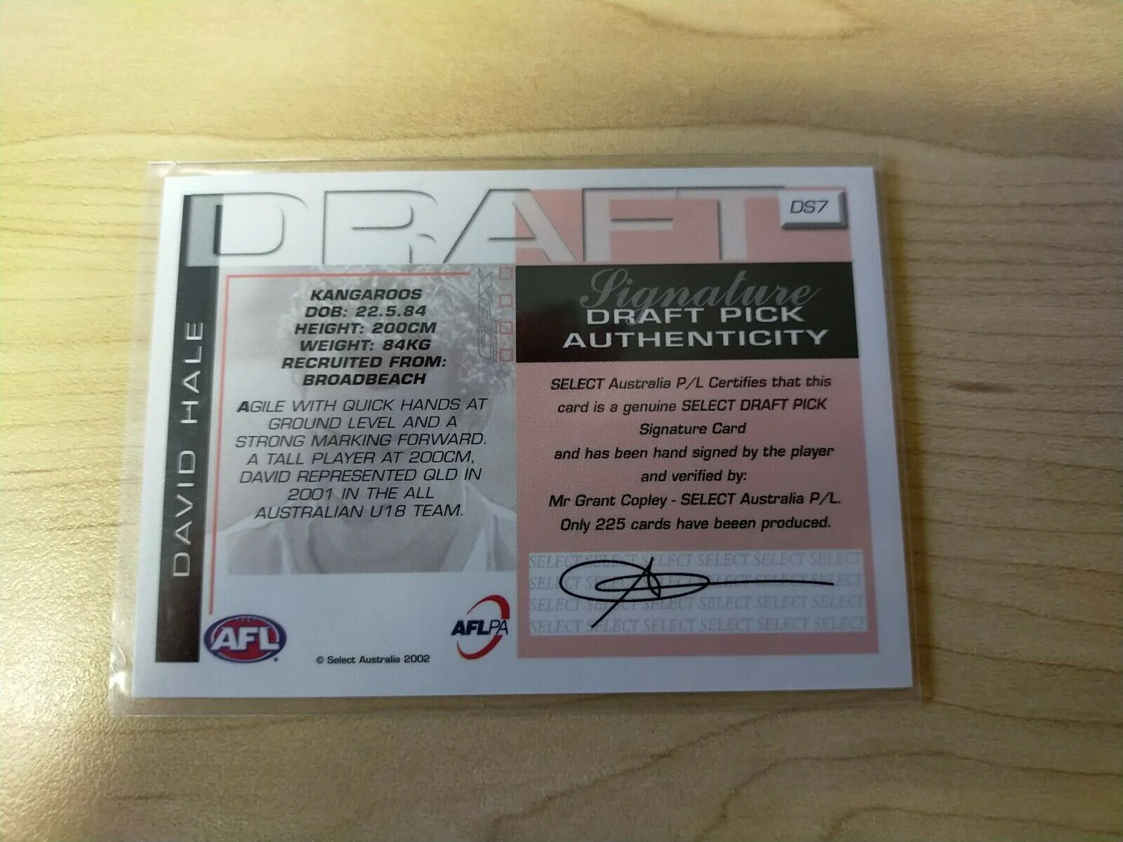 2002 Select SPX Gold Draft Signature Card David Hale North Melbourne DS7 - Image 2