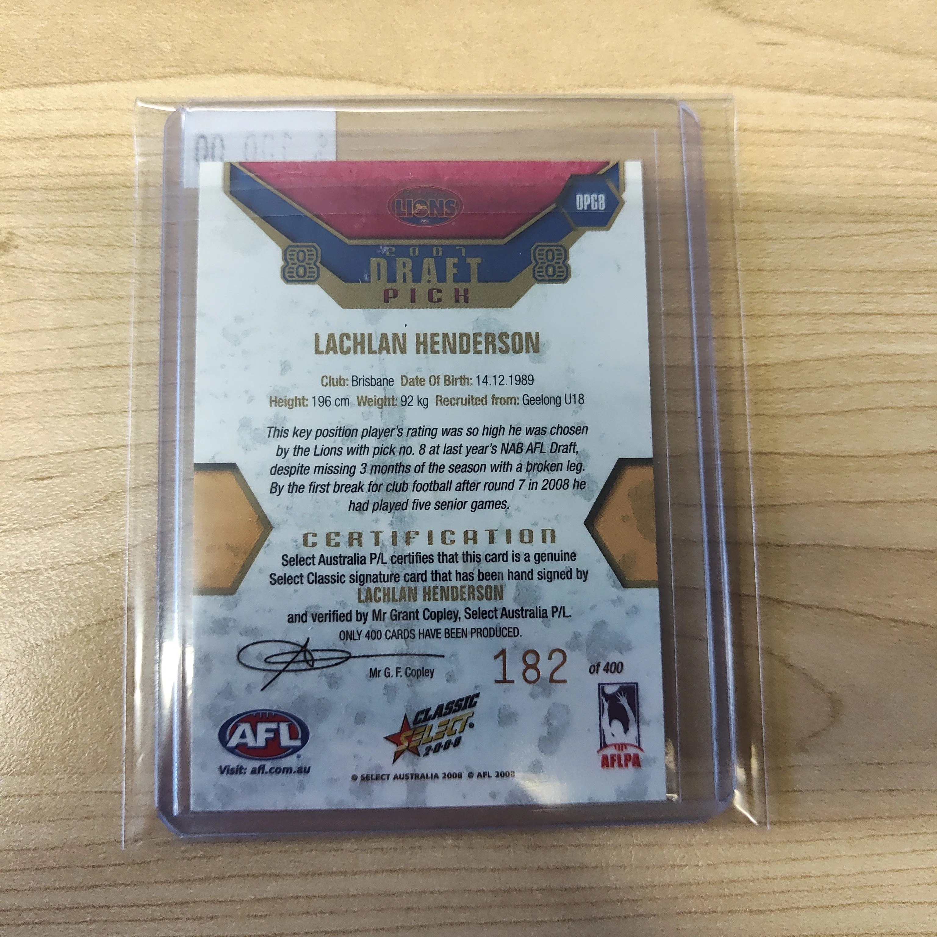 2008 Select Classic Draft Pick Gold Signature Card Lachlan Henderson PRINTING ERROR - Image 2