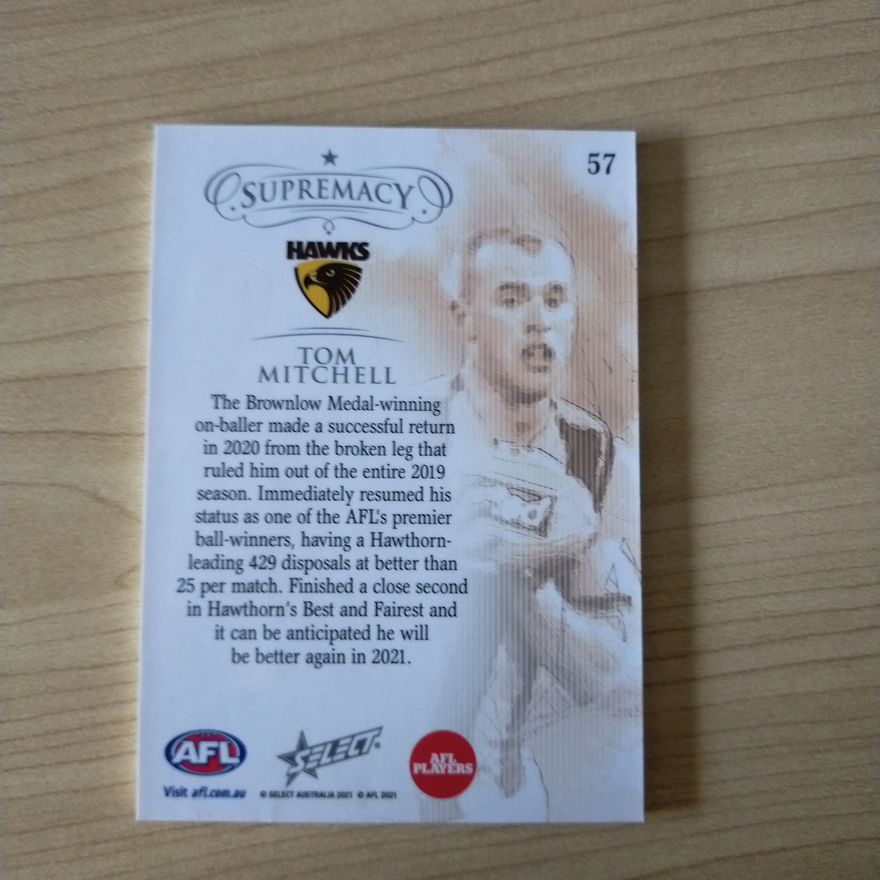 2021 Select Supremacy Gold and Silver Base Card Tom Mitchell Hawthorn - Image 5
