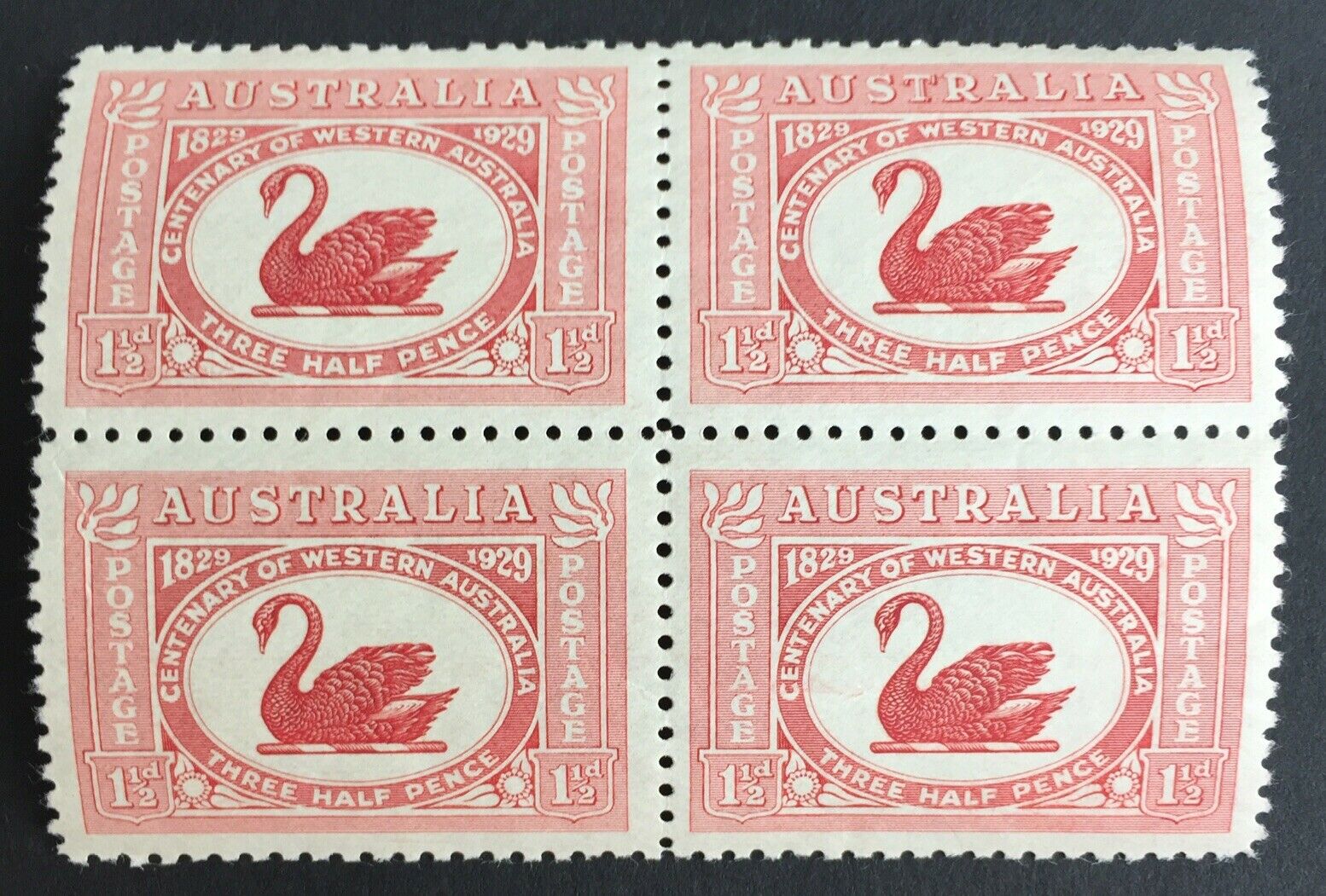 Australia 11/2d Swan MUH Block of 4 Top Right Stamp With Double Neck Re-entry