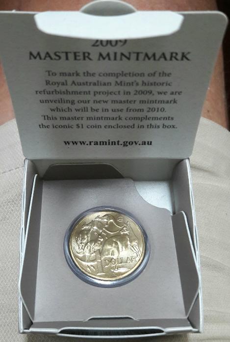 Australia 2009 $1 Mob of Roos Master mint Mark Counterstamp Uncirculated Coin - Image 2