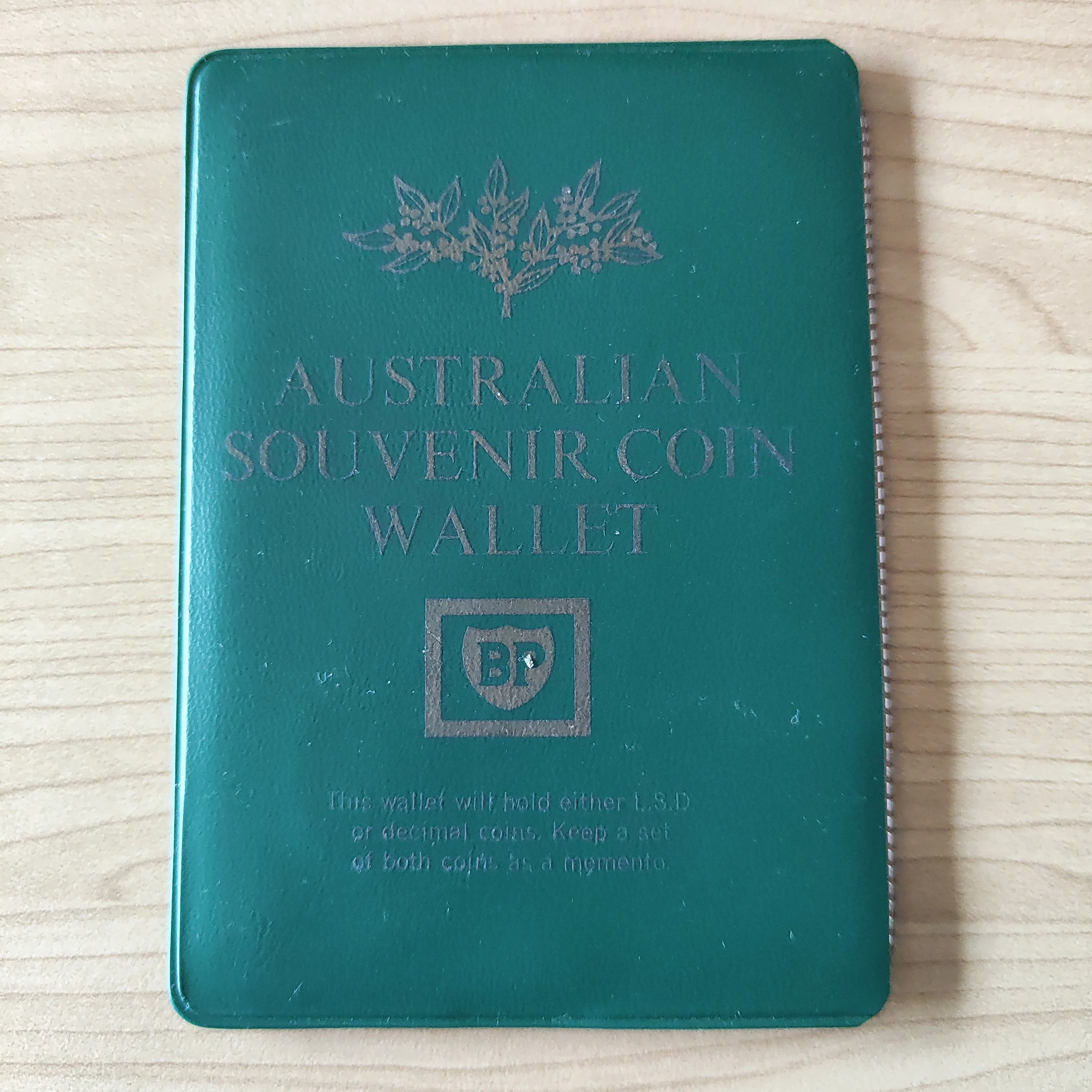 Pre-Decimal Australian BP Souvenir Wallet with Uncirculated Coin Set - Image 2